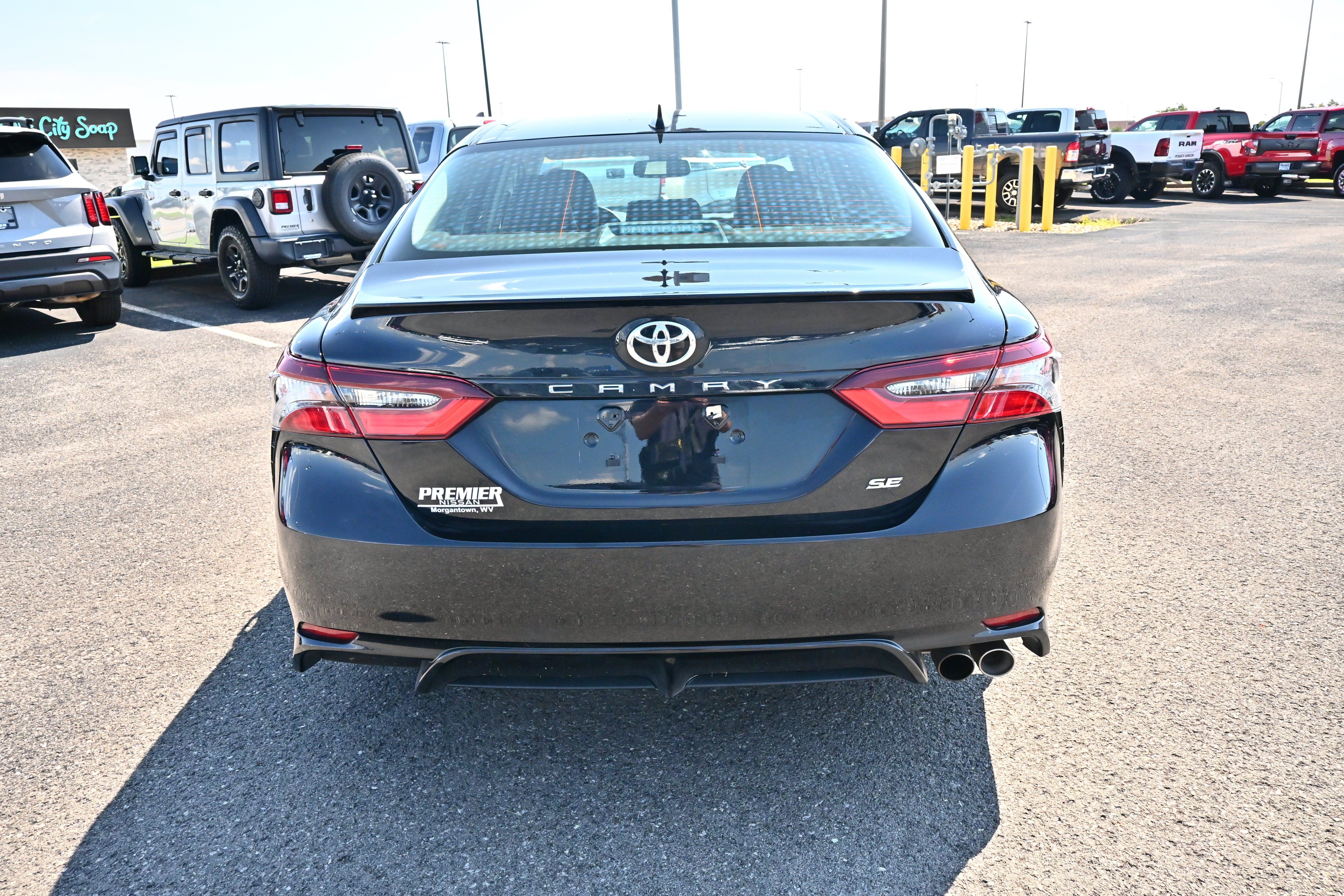 Used 2024 Toyota Camry SE w/ Convenience Package FWD image 7