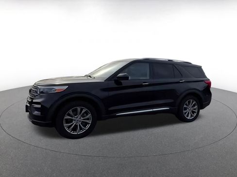 Used 2023 Ford Explorer Limited image 7