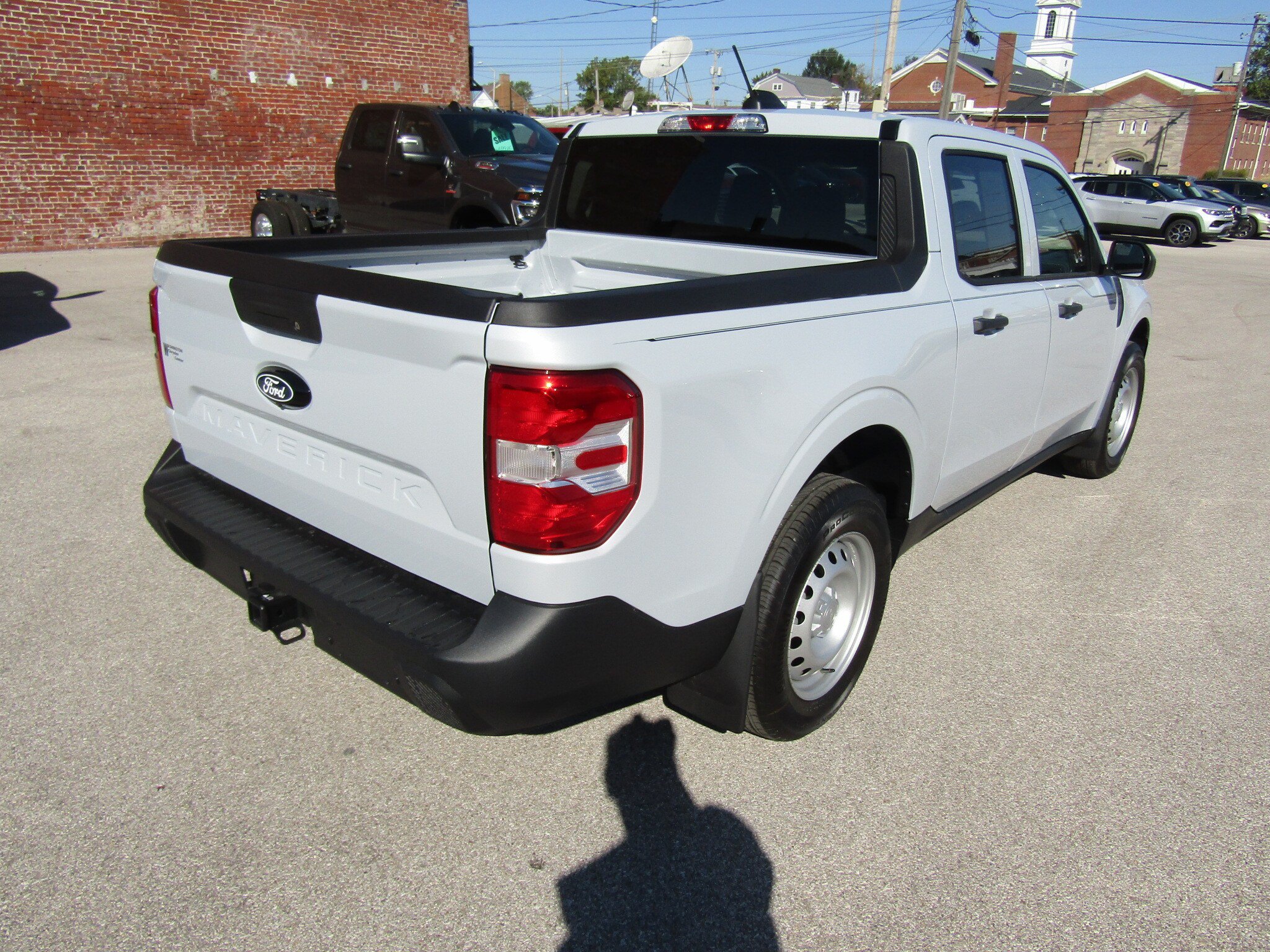 Used 2026 Ford Maverick XL AWD/4WD image 3