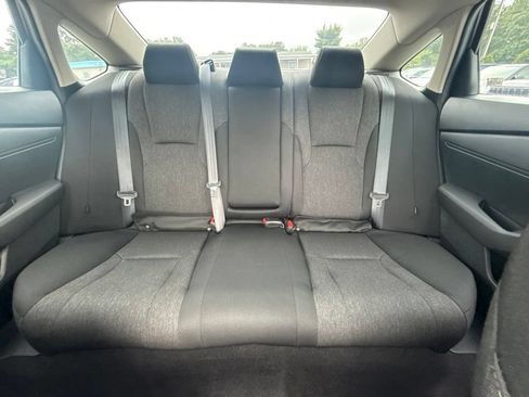 Used 2025 Honda Accord SE image 7