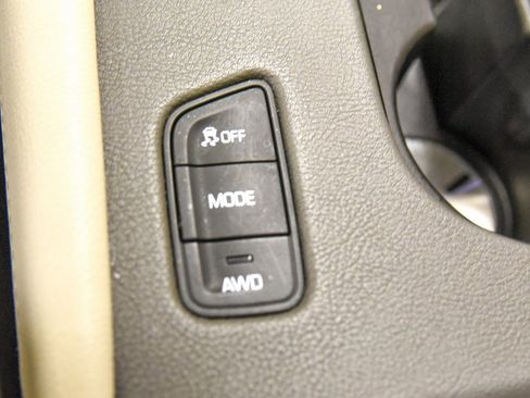 Used 2017 Cadillac XT5 Luxury w/ Driver Awareness Package image 26