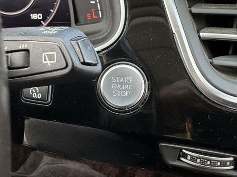 Used 2018 Audi Q7 3.0T Prestige w/ Prestige Package image 21