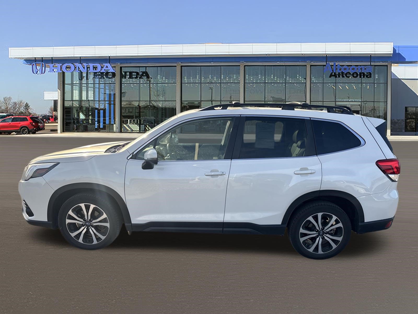 Used 2022 Subaru Forester Limited AWD/4WD image 2
