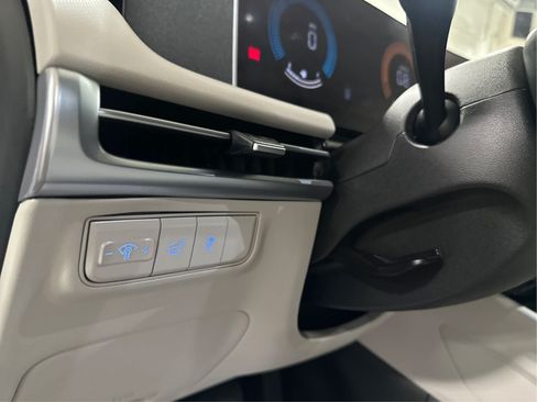 Used 2025 Hyundai Tucson SEL AWD/4WD image 19