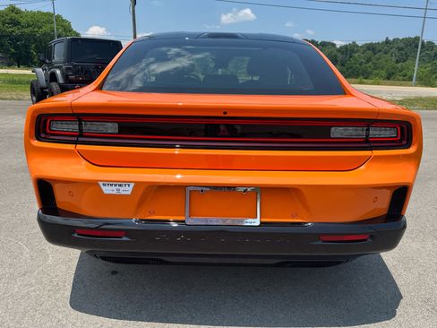 New 2025 Dodge Charger Daytona R/T w/ Quick Order Package 25M R/T AWD/4WD image 7