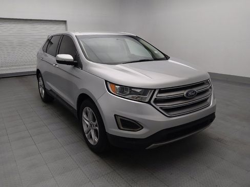 Used 2018 Ford Edge Titanium FWD image 13