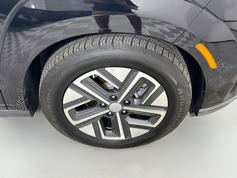 Used 2023 Hyundai Kona SE w/ Cargo Package image 32