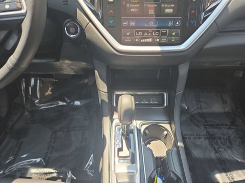 Used 2025 Subaru Ascent Limited w/ Popular Package #2 AWD/4WD image 11