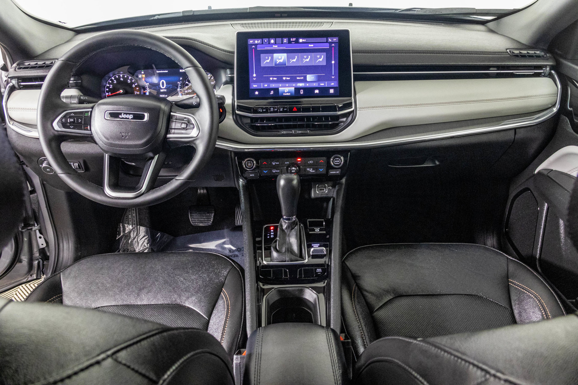 Used 2023 Jeep Compass Limited AWD/4WD image 25