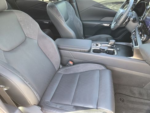 Used 2024 Lexus RX 350 FWD w/ Convenience Package image 10