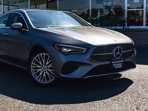 Used 2025 Mercedes-Benz CLA 250 CLA 250 image 3