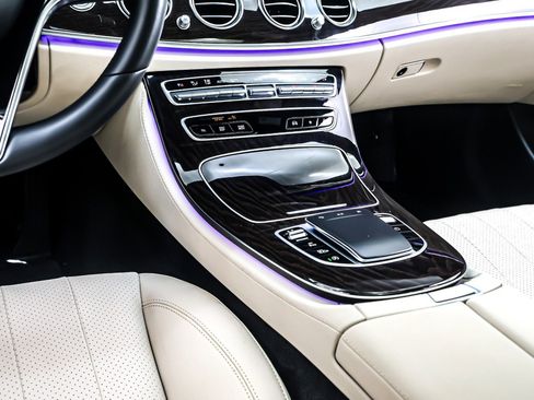 Certified 2022 Mercedes-Benz E 350 Sedan image 9