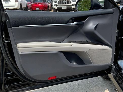 Used 2024 Toyota Camry LE image 21