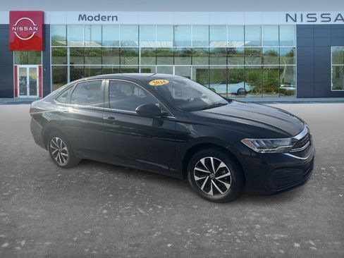 Used 2024 Volkswagen Jetta S FWD image 3