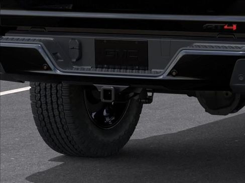 New 2026 GMC Canyon AT4 w/ AT4 Premium Package AWD/4WD image 14