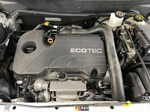 Used 2020 Chevrolet Equinox LT FWD image 42
