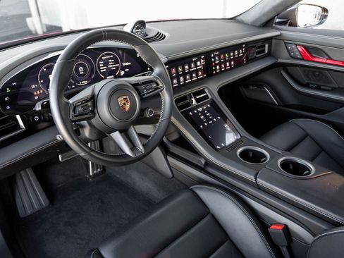 Used 2024 Porsche Taycan GTS image 4