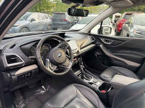 Used 2023 Subaru Forester Limited AWD/4WD image 23