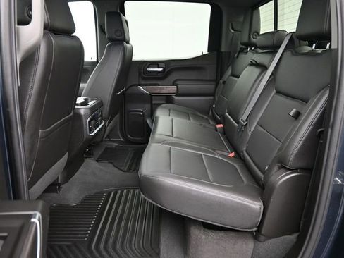 Used 2020 Chevrolet Silverado 1500 LTZ w/ LTZ Premium Package image 28