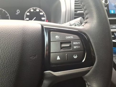 Used 2025 Honda Odyssey Touring image 18