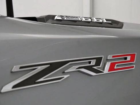 Used 2024 Chevrolet Silverado 2500 ZR2 w/ Technology Package AWD/4WD image 11