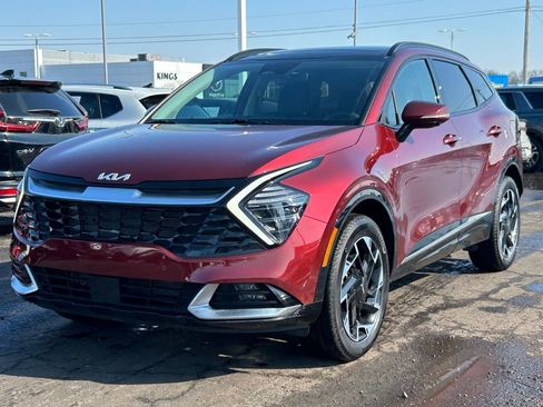 Certified 2024 Kia Sportage SX image 3