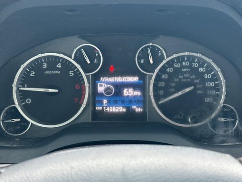 Used 2017 Toyota Tundra SR5 image 18