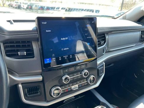 Used 2024 Ford Expedition Max XLT AWD/4WD image 26