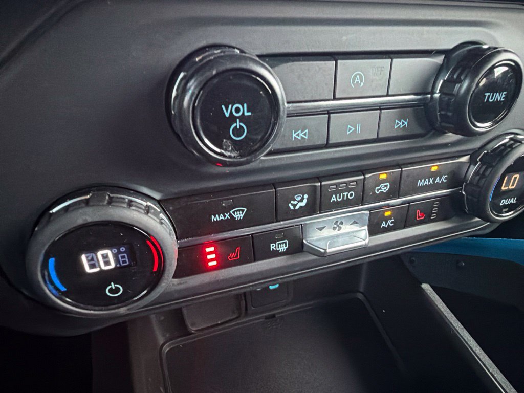 Used 2024 Ford Bronco Black Diamond AWD/4WD image 15