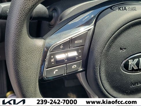 Used 2020 Kia Sportage LX FWD image 25