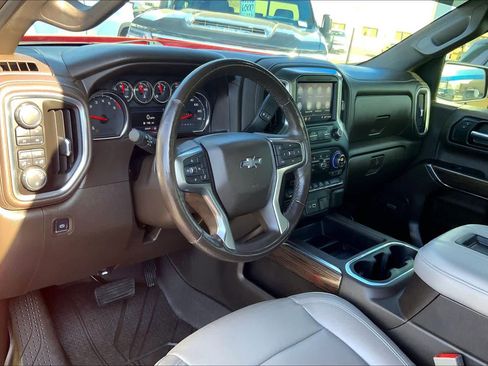 Used 2019 Chevrolet Silverado 1500 RST image 18