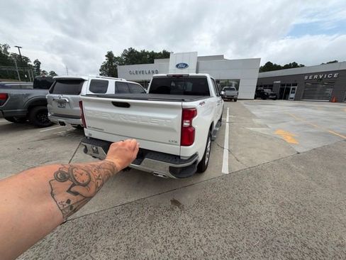 Used 2025 Chevrolet Silverado 1500 LTZ w/ LTZ Premium Package AWD/4WD image 18