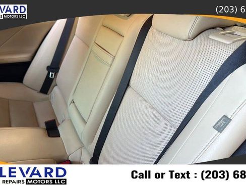 Used 2016 Lexus IS 300 AWD w/ Navigation System Package image 31