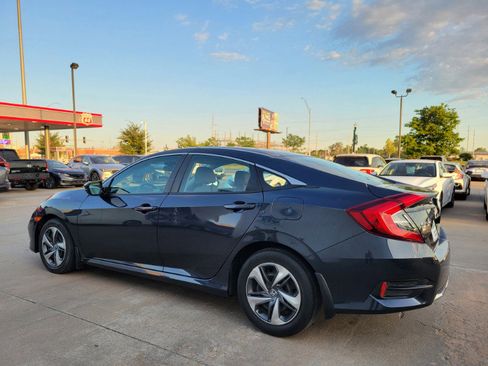 Used 2019 Honda Civic LX image 5