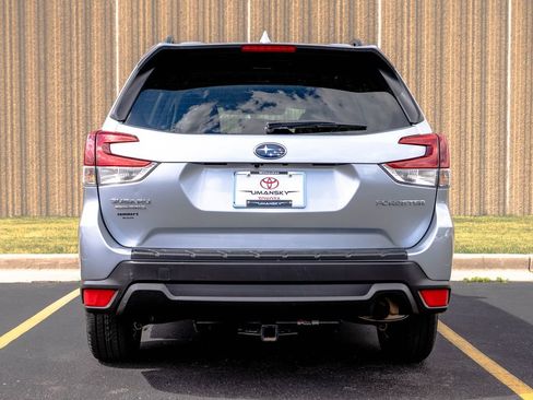 Used 2023 Subaru Forester Premium AWD/4WD image 44