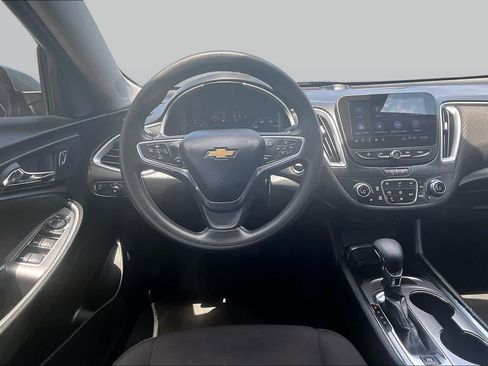 Used 2023 Chevrolet Malibu LT FWD image 6