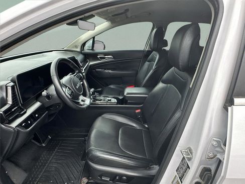 Used 2023 Kia Sportage EX FWD image 27