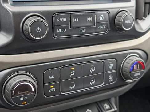 Used 2017 Chevrolet Colorado Z71 image 19