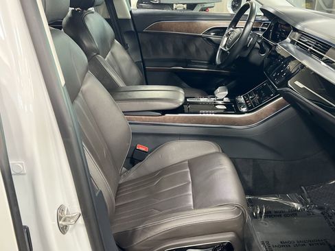 Used 2021 Audi A8 L 4.0T w/ Luxury Package image 28