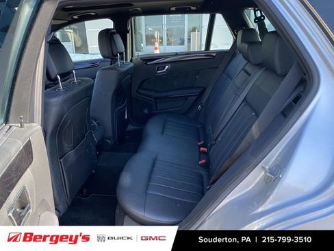 Used 2011 Mercedes-Benz E 350 4MATIC Wagon image 28