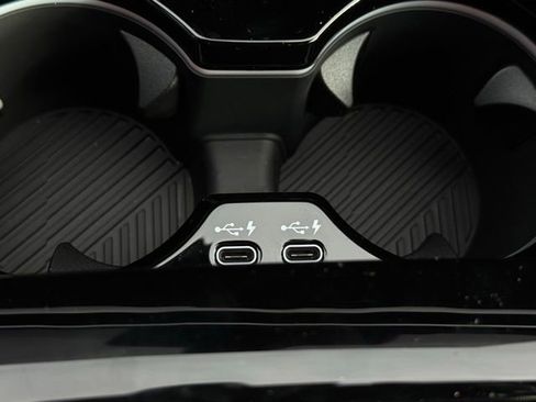 New 2026 BMW 530i xDrive w/ Premium Package image 33