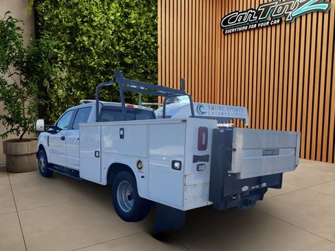 Used 2018 Ford F350 XL w/ Power Equipment Group RWD image 3