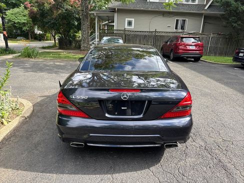 Used 2011 Mercedes-Benz SL 550 image 39