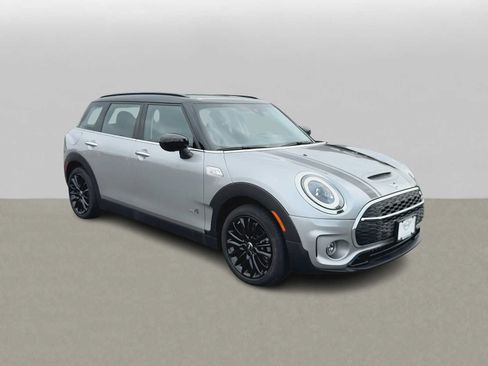 Used 2024 MINI Cooper Clubman S AWD/4WD image 2