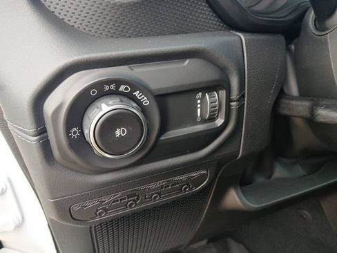 New 2026 Jeep Wrangler Unlimited Rubicon AWD/4WD image 10