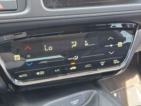 Certified 2021 Honda HR-V EX-L image 27