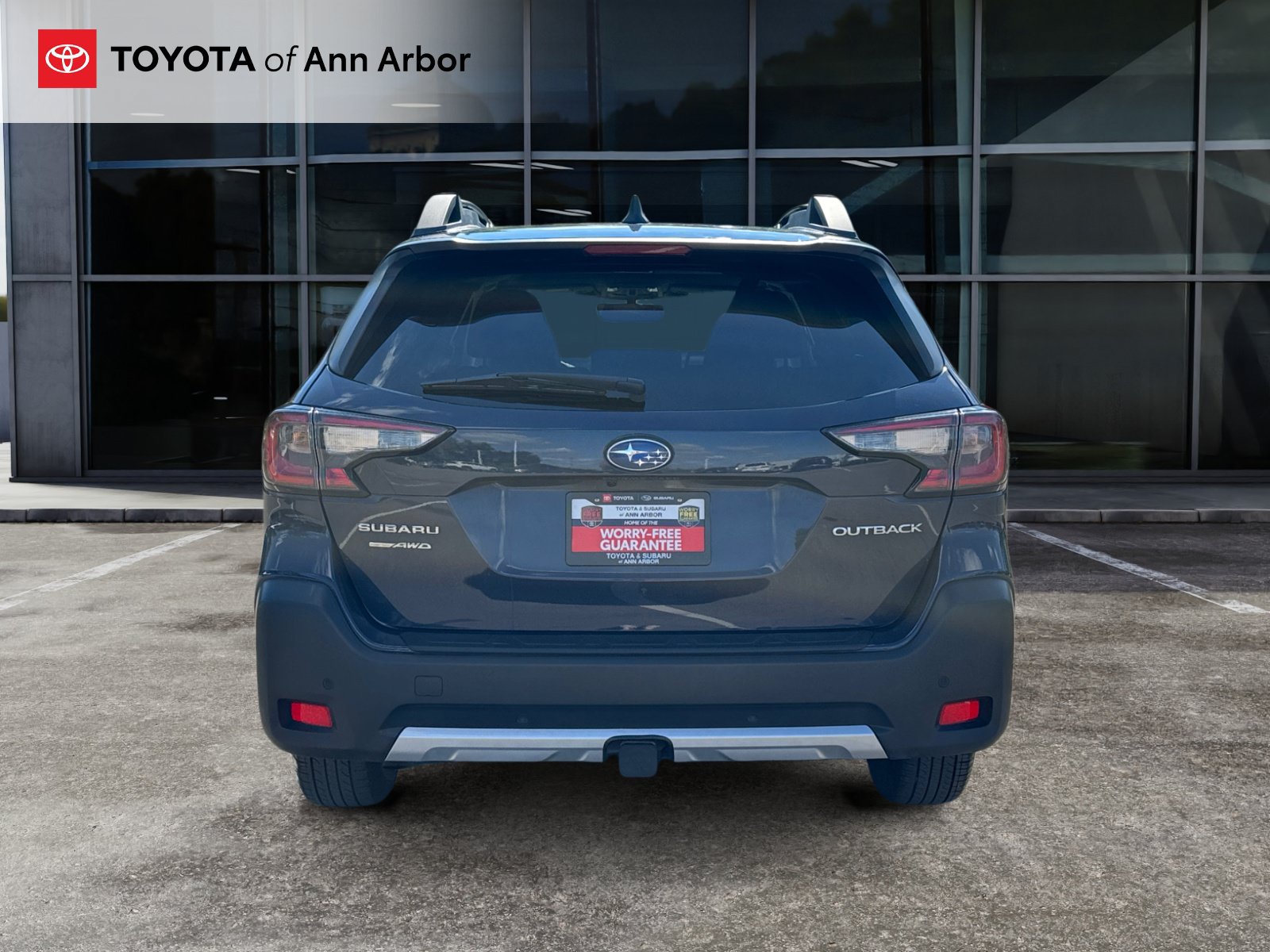Used 2025 Subaru Outback Limited AWD/4WD image 11