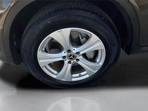 Used 2018 Mercedes-Benz GLC 300 image 16