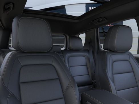 New 2026 GMC Terrain Elevation w/ Elevation Premium Package AWD/4WD image 24
