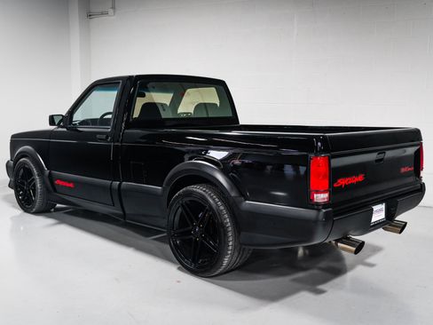 Used 1991 GMC Sonoma AWD/4WD image 5